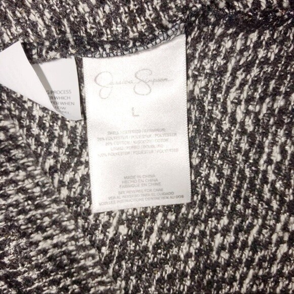 Jessica Simpson juniors large fit & flare dress - Picture 8 of 8